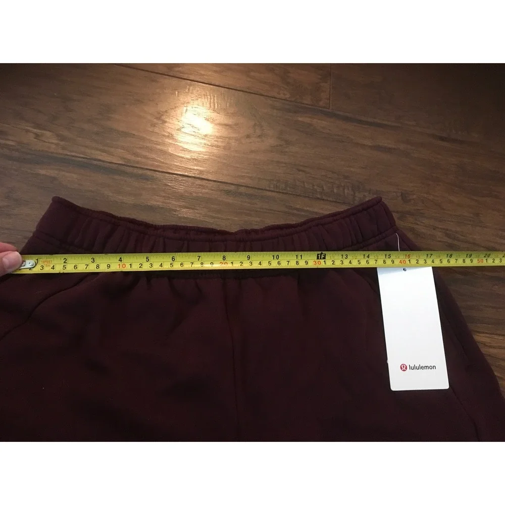 Lululemon Scuba Mid-Rise Oversized Short 7 Fleece LW7DETS women M - Picture 5 of 7